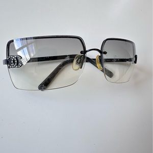CHANEL sunglasses. Few scratches on the lenses but not noticeable when worn.